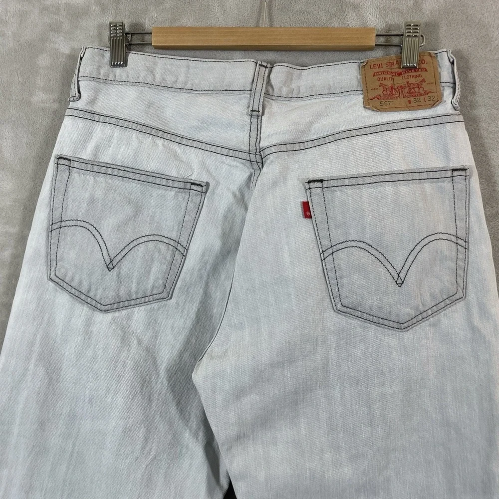 Levis item good